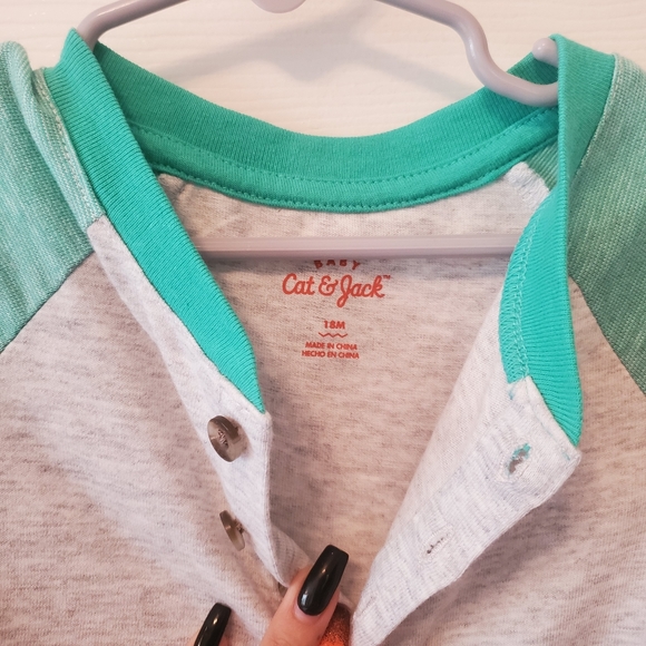 NWT cat & jack 18 months Teal and grey onesie - Picture 4 of 8